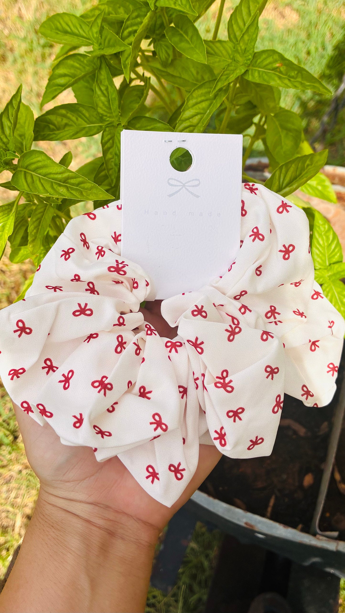 Scrunchie lazos rojos handmade